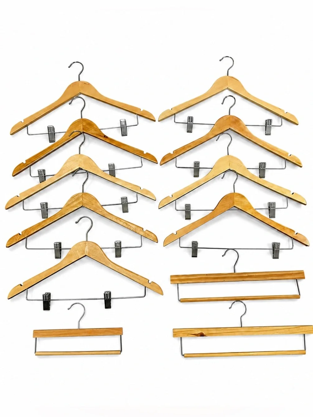 Lot of 12 Wooden Clothes Hangers w/ Clips & Pant Skirt Hangers GUC